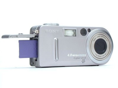 經典回顧 索尼DSC-P9數碼相機產品圖賞與技術解析